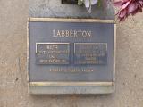 image of grave number 646828